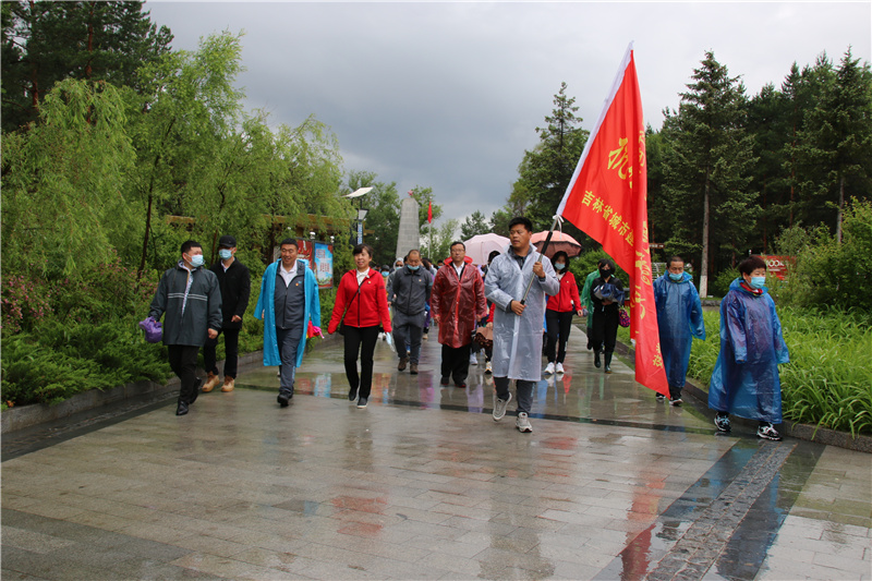 1657515893102874.jpg 9.不畏风雨,重走抗联路.jpg